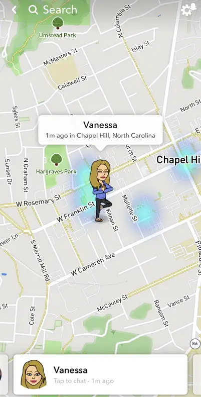does snapchat notify when you look at someone's location