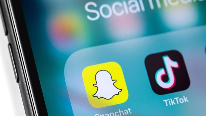 know if someone is online on snapchat