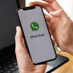 stop receiving messages from someone on whatsapp