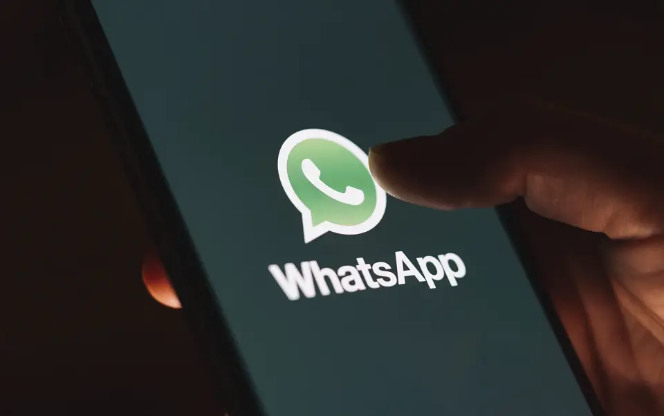 stop unknown numbers from sending you messages on whatsapp
