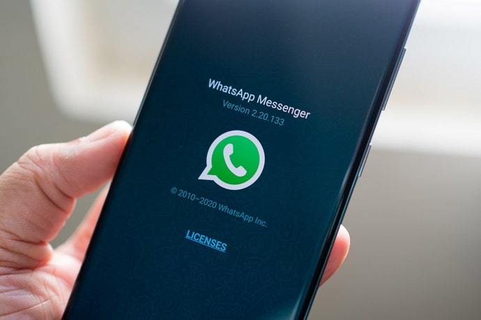 fix deleted contact still showing on whatsapp
