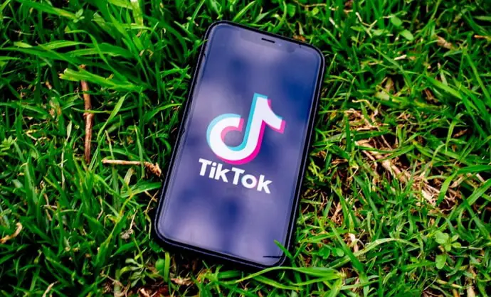 fix story feature not showing on tiktok
