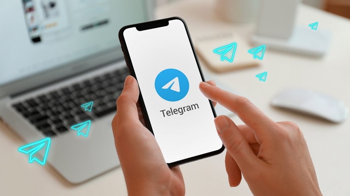 know if someone is online on telegram