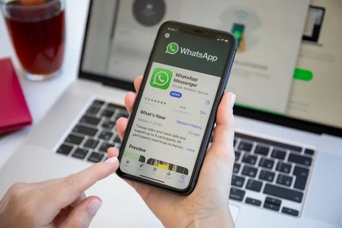 can i delete missed calls on whatsapp on someone's phone
