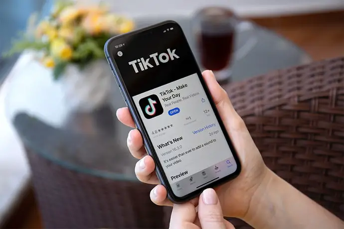 does tiktok tell you when someone shares your video