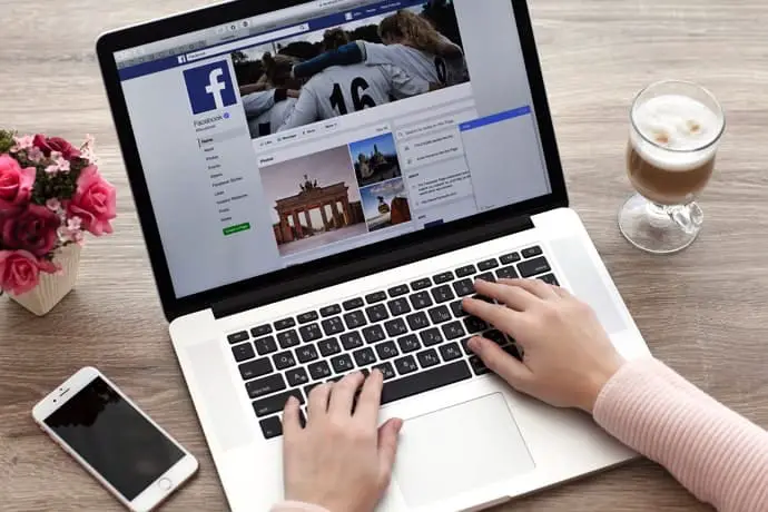 know who viewed your featured collections on facebook