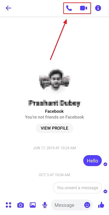 does the green dot next to camera on messenger mean they are on video or phone call