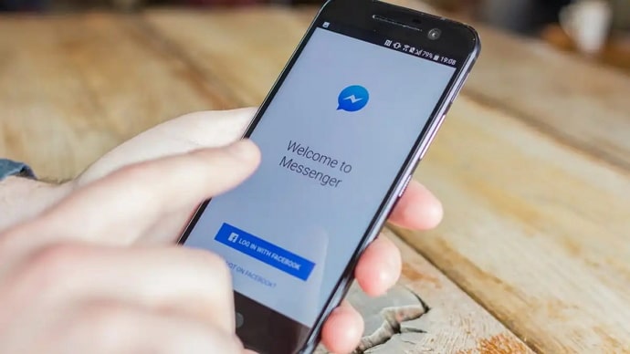 if you delete entire conversation on facebook messenger, will other person still see it