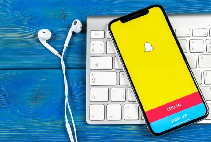 know who added you on snapchat by phone number