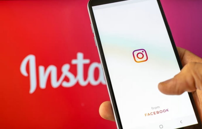 instagram automatically liked photos and videos