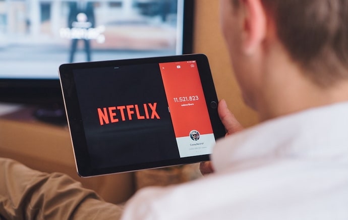 know how many devices logged in a single netflix account