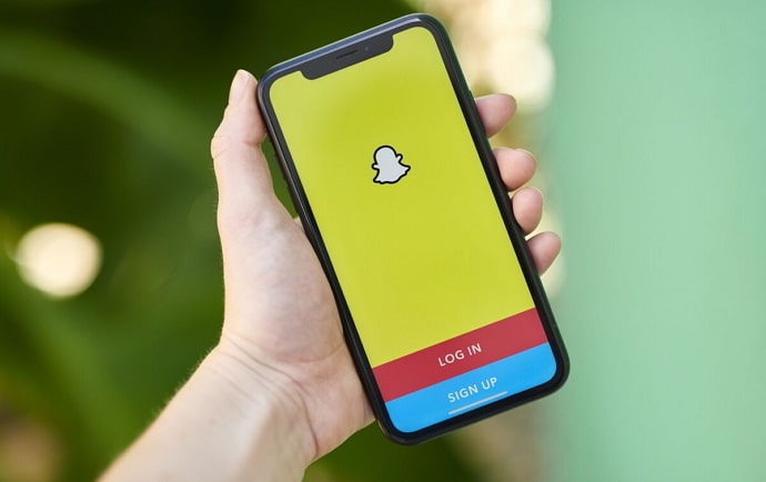 send snapchat memory as a snap not a chat