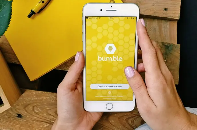 when bumble shows a distance, does that mean person was active recently