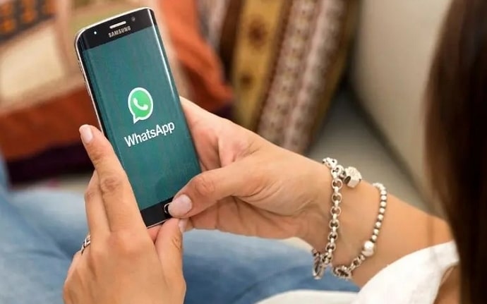 avoid being disconnected on whatsapp call when someone calls your mobile